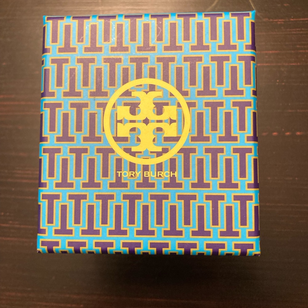 Tory Burch box